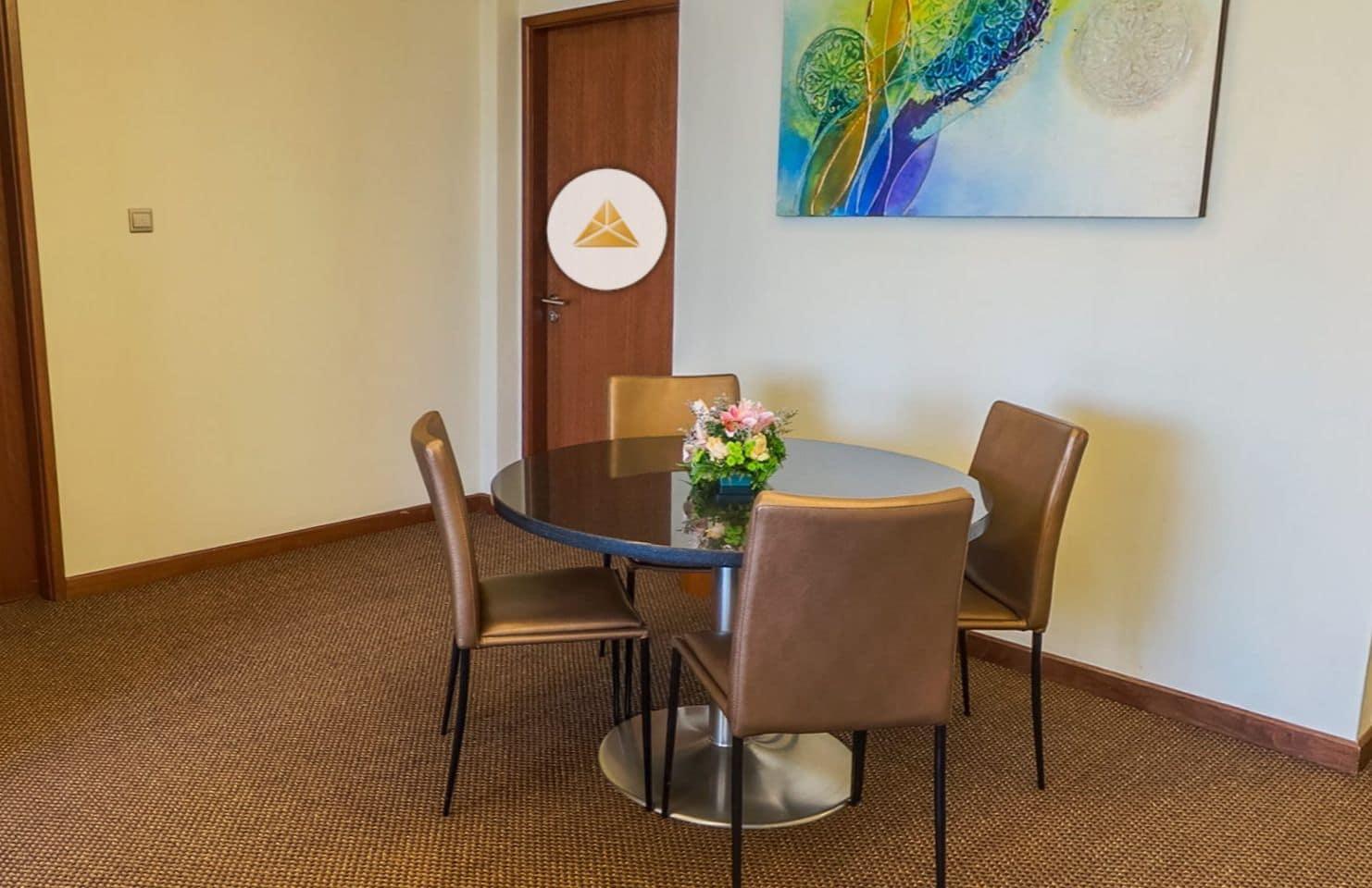 St Giles Gardens Hotel קואלה לומפור מראה חיצוני תמונה A table and chairs